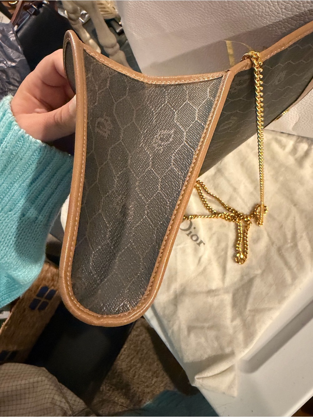 Christian Dior Honeycomb Chain Shoulder Bag - Picture 13 of 17